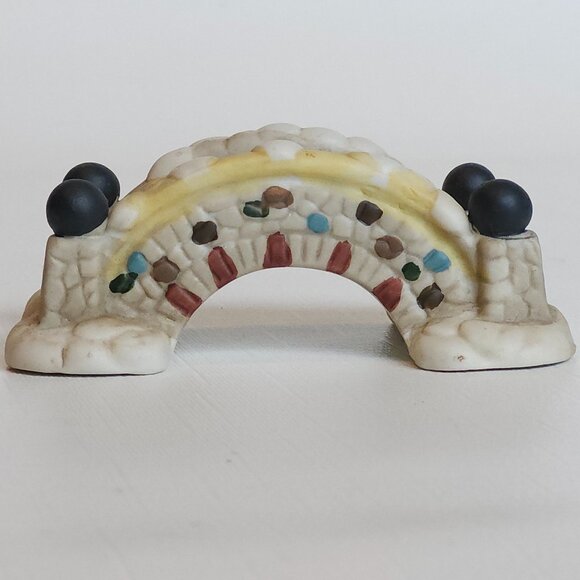 RETRO Cobblestone Bridge for Christmas Village Diorama Scene - Picture 1 of 6